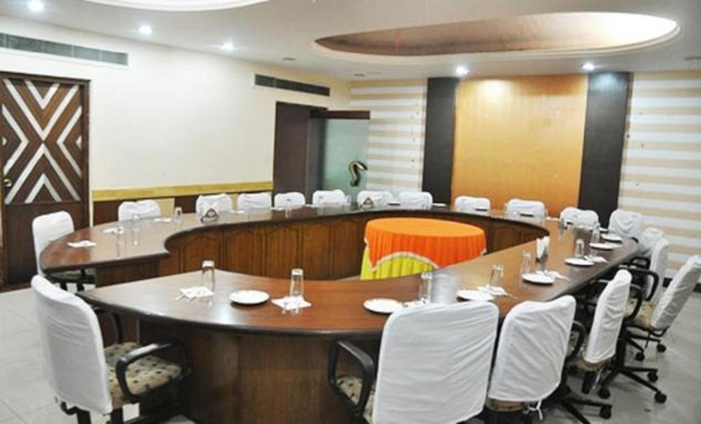 Hotel Amsun Pride Bathinda Exterior photo
